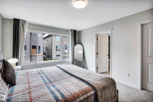 4930 Kinney Road, Edmonton, AB - Indoor Photo Showing Bedroom