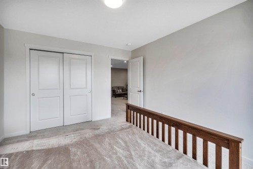 4930 Kinney Road, Edmonton, AB - Indoor