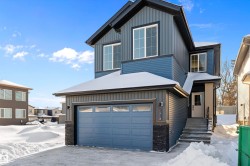 1713 CROSSBILL Loop NW  Edmonton, AB T5S 0W3
