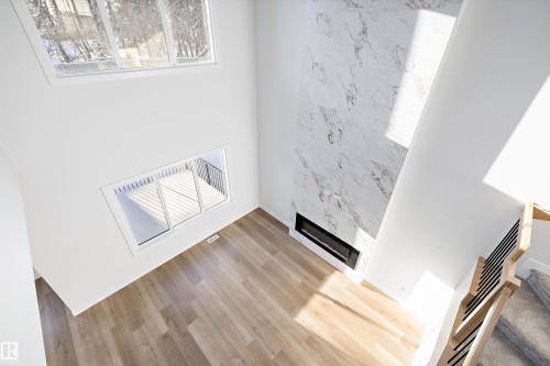 1713 Crossbill Loop Nw, Edmonton, AB - Indoor Photo Showing Other Room