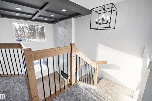 1713 Crossbill Loop Nw, Edmonton, AB - Indoor Photo Showing Other Room