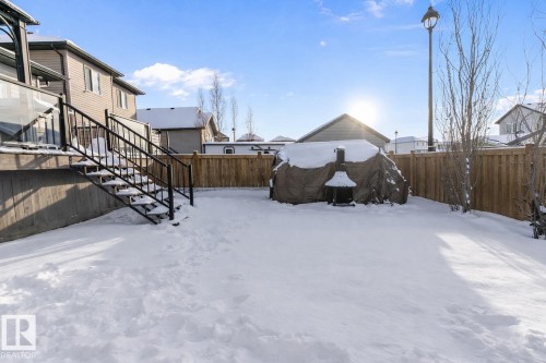 16 Sutherland Street, Leduc, AB - Outdoor