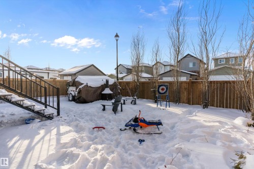 16 Sutherland Street, Leduc, AB - Outdoor