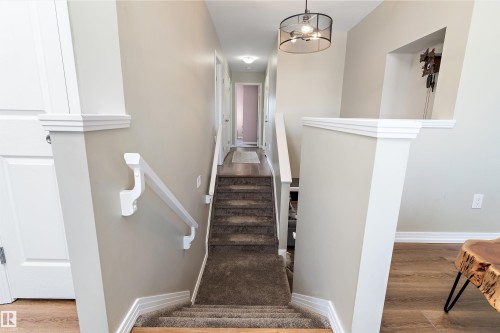 16 Sutherland Street, Leduc, AB - Indoor Photo Showing Other Room