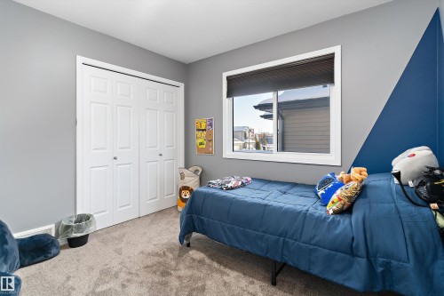 16 Sutherland Street, Leduc, AB - Indoor Photo Showing Bedroom