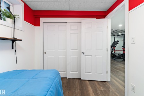 16 Sutherland Street, Leduc, AB - Indoor Photo Showing Bedroom