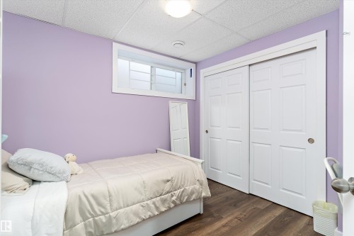 16 Sutherland Street, Leduc, AB - Indoor Photo Showing Bedroom