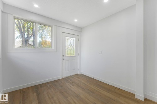 11932 91 Street, Edmonton, AB - Indoor Photo Showing Other Room
