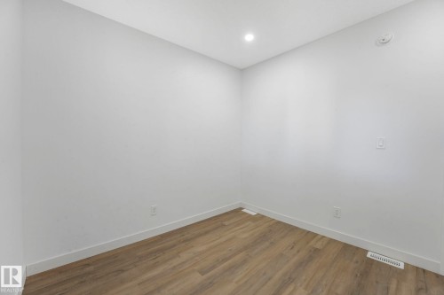 11932 91 Street, Edmonton, AB - Indoor Photo Showing Other Room