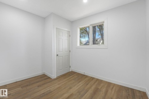 11932 91 Street, Edmonton, AB - Indoor Photo Showing Other Room