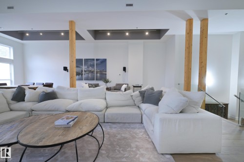 403 10154 103 Street, Edmonton, AB - Indoor Photo Showing Living Room