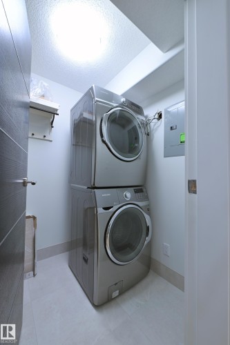 403 10154 103 Street, Edmonton, AB - Indoor Photo Showing Laundry Room
