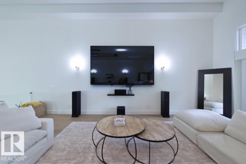 403 10154 103 Street, Edmonton, AB - Indoor Photo Showing Living Room