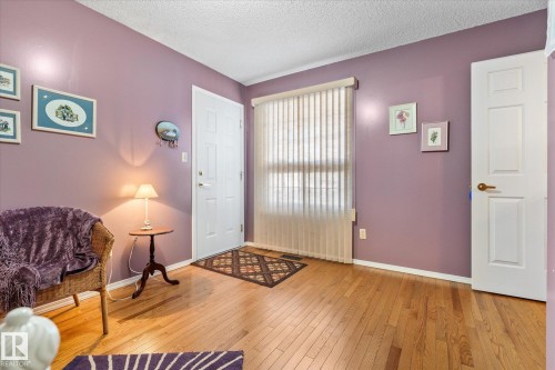 1548 54 Street, Edmonton, AB 