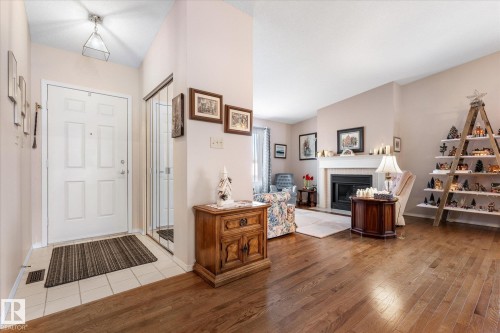 1548 54 Street, Edmonton, AB - Indoor With Fireplace