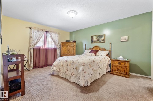 1548 54 Street, Edmonton, AB - Indoor Photo Showing Bedroom