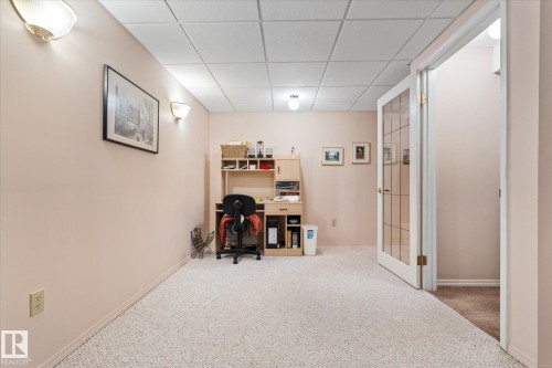 1548 54 Street, Edmonton, AB - Indoor