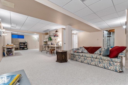 1548 54 Street, Edmonton, AB - Indoor