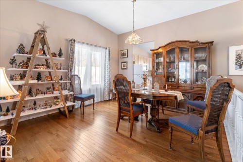 1548 54 Street, Edmonton, AB 