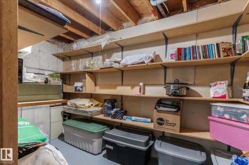 1548 54 Street, Edmonton, AB - Indoor