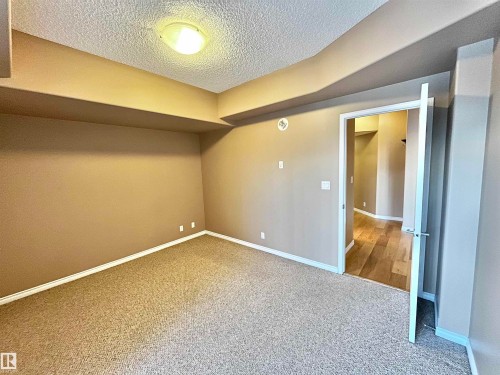 405 10319 111 Street, Edmonton, AB - Indoor Photo Showing Other Room