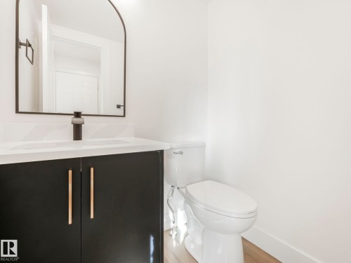 10 13833 30 Street, Edmonton, AB - Indoor Photo Showing Bathroom