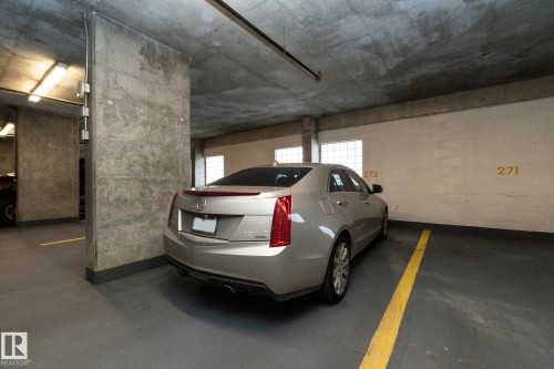 2103 10152 104 Street, Edmonton, AB - Indoor Photo Showing Garage