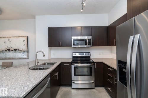 2103 10152 104 Street, Edmonton, AB - Indoor Photo Showing Kitchen With Upgraded Kitchen
