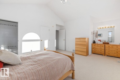 6508 109 Avenue, Edmonton, AB - Indoor Photo Showing Bedroom