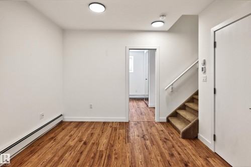10204 113 Avenue, Edmonton, AB - Indoor Photo Showing Other Room