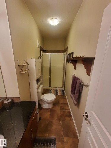 100 9940 Sherridon Drive, Fort Saskatchewan, AB - Indoor Photo Showing Bathroom