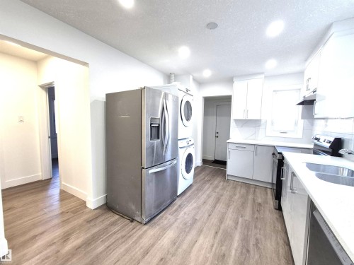 11421 83 Street, Edmonton, AB - Indoor Photo Showing Kitchen With Double Sink