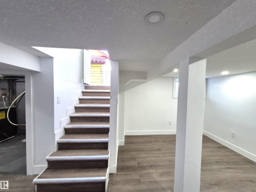 11421 83 Street, Edmonton, AB - Indoor Photo Showing Other Room