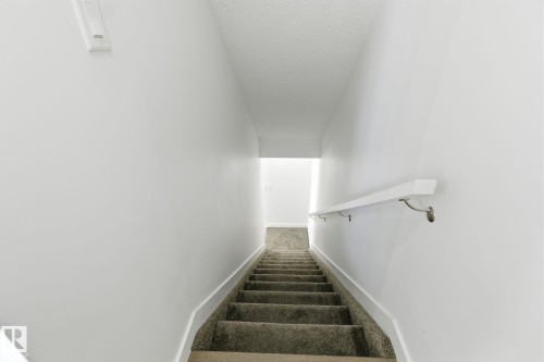 22764 97 Avenue, Edmonton, AB - Indoor Photo Showing Other Room