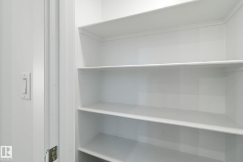 22764 97 Avenue, Edmonton, AB - Indoor With Storage