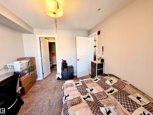 206 3670 139 Avenue, Edmonton, AB - Indoor Photo Showing Bedroom
