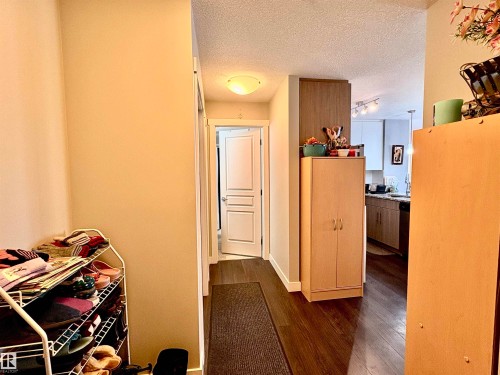 206 3670 139 Avenue, Edmonton, AB - Indoor Photo Showing Other Room