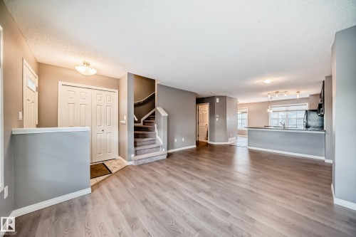 46 4029 Orchards Drive, Edmonton, AB - Indoor
