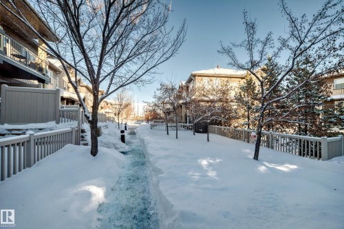 46 4029 Orchards Drive, Edmonton, AB - Outdoor
