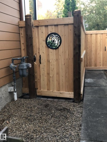 9135 117 Street, Edmonton, AB - Outdoor