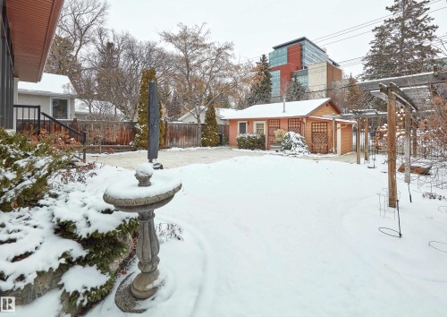 9135 117 Street, Edmonton, AB - Outdoor