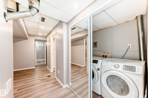 12205 37 Street, Edmonton, AB - Indoor Photo Showing Laundry Room