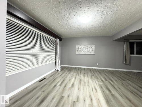 12205 37 Street, Edmonton, AB - Indoor Photo Showing Other Room