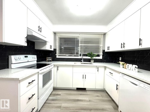 12205 37 Street, Edmonton, AB - Indoor Photo Showing Kitchen