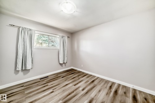 12205 37 Street, Edmonton, AB 