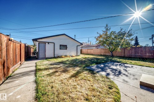 12205 37 Street, Edmonton, AB 