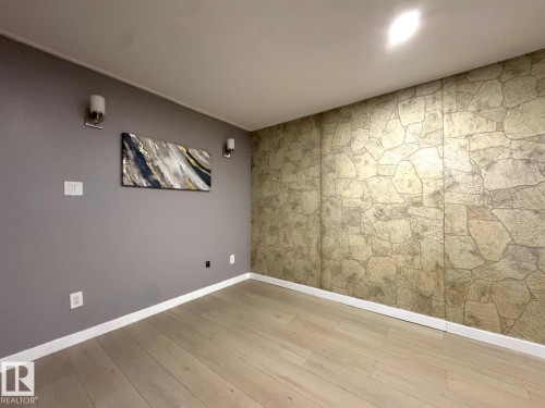 12205 37 Street, Edmonton, AB 