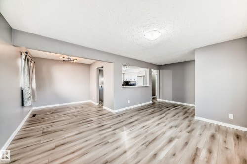 12205 37 Street, Edmonton, AB - Indoor Photo Showing Other Room