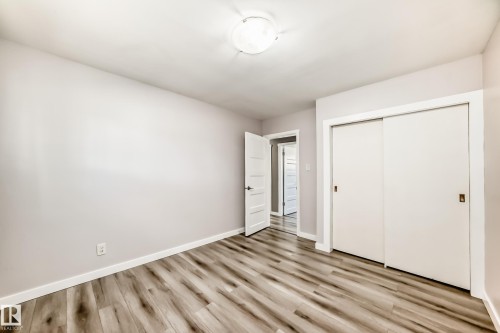12205 37 Street, Edmonton, AB - Indoor Photo Showing Other Room