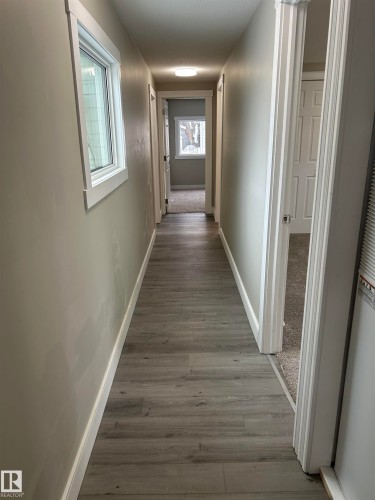 347 West Brook Way Nw, Edmonton, AB - Indoor Photo Showing Other Room